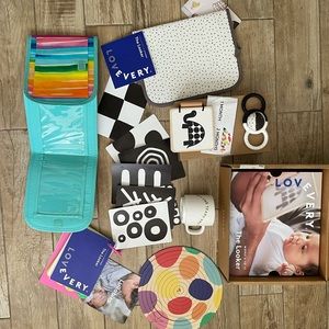 Lovevery “The Looker” Kit